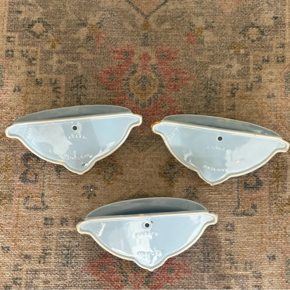 🏡Sadler England Ceramic Wall Decor in Blue Cream Set of 3